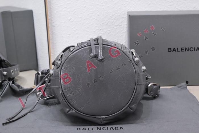 ߷þư XS  ī Ŷ  GA2025-5